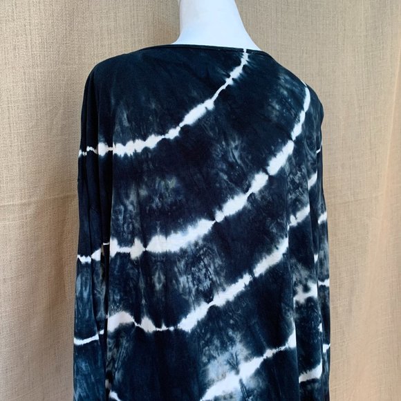 SOLD CLEARANCE PATRONS OF PEACE Boxy Oversized Tie Dye Top - Picture 9 of 13